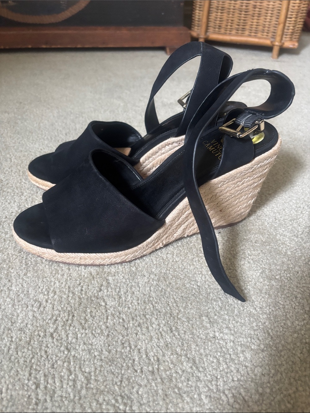 Vince Camuto Leonita Espadrille Black Wedge Sandals 9